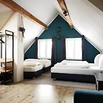 Rock-inn 아파트호텔 로끼뜨니쩨나드이제로우