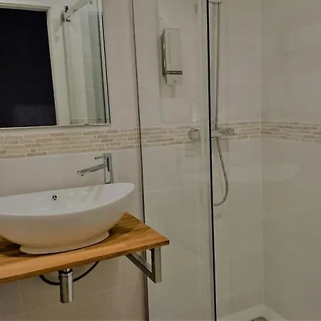 Aparthotel Rock-inn *