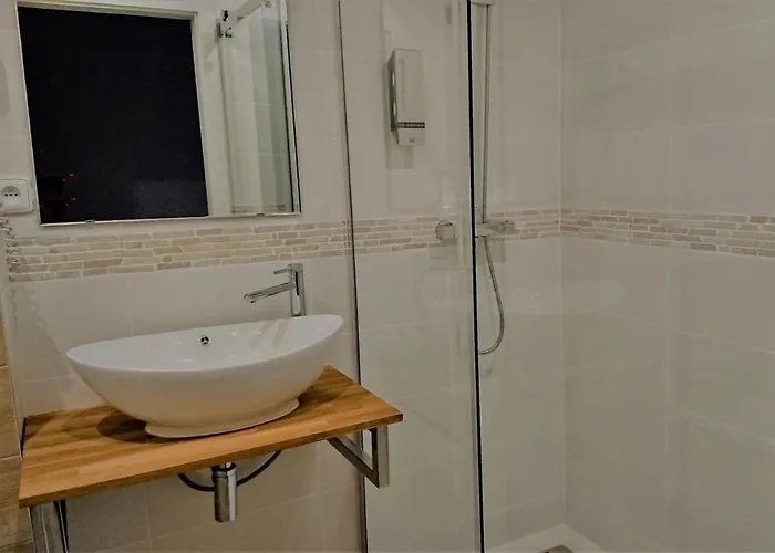 Lägenhetshotell Rock-inn 4*